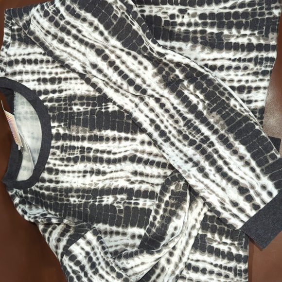 Lularoe sweat set - Picture 7 of 11